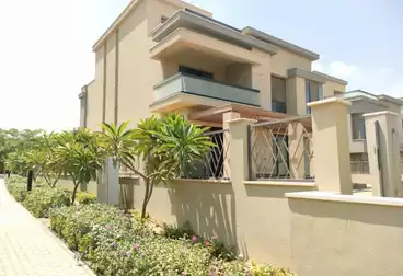 Town House For sale - 4 rooms