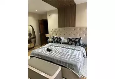 Apartments For sale - 3 rooms - floor 4