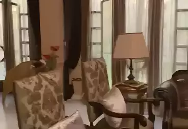 عقارات للبيع - 6 غرف
