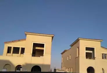 فلل للبيع - 4 غرف