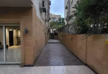 دوبلكس للبيع - 3 غرف - بالدور 0