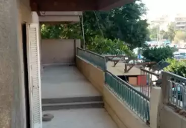 معرض للإيجار
