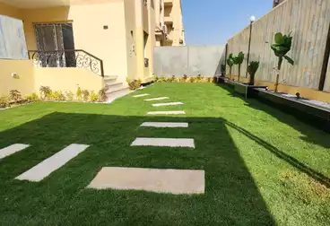 Apartment with Garden For sale - 3 rooms - floor 0
