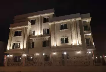 عقارات للبيع - 3 غرف - بالدور 0