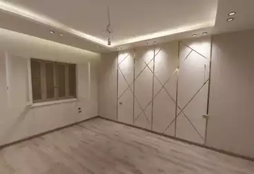Furnished Apartment For sale - 2 rooms - floor 1