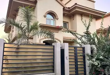 Villas For sale - 5 rooms