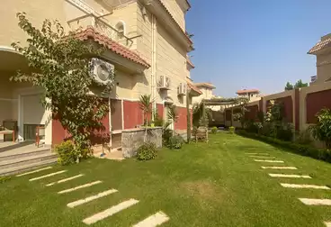 Villas For sale - 7 rooms