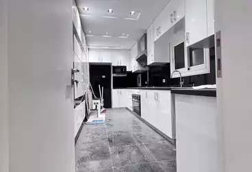 Apartments For sale - 5 rooms - floor 18