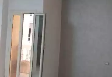 Apartments For rent - 3 rooms - floor 4