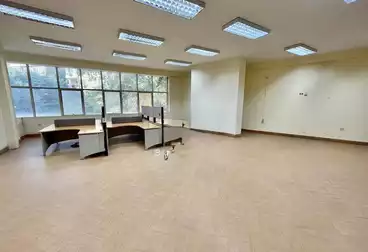 Offices For rent - 8 rooms - floor 4