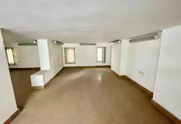 Administrative For rent - 4 rooms - floor 4