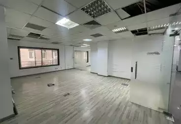 Administrative For rent - 7 rooms - floor 4