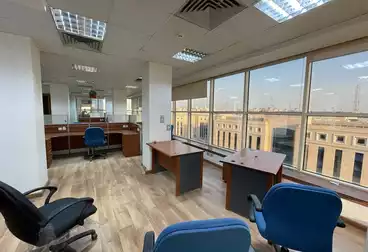 Administrative For rent - 7 rooms - floor 5