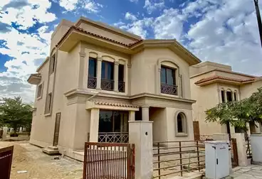 Villas For sale - 5 rooms