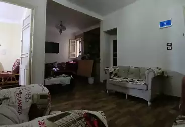 عقارات للبيع - 2 غرف - بالدور 1