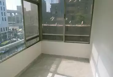 Apartments For sale - 3 rooms - floor 4