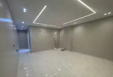 Apartments For sale - 2 rooms - floor 1