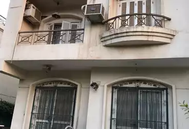 Town House For sale - 3 rooms