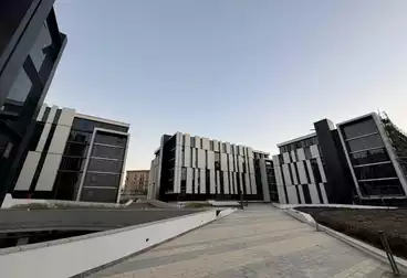 Administrative For rent - 3 rooms - floor 3