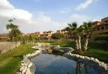 فيلا منفصلة للبيع - 6 غرف