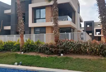 Apartments For sale - 3 rooms - floor 1