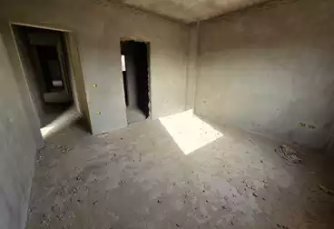 Apartments For sale - 4 rooms - floor 2