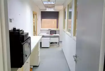 Corporate Branch For rent - 18 rooms - floor 4