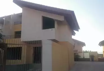 Villas For sale - 5 rooms