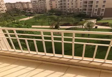 Apartments For sale - 3 rooms - floor 2