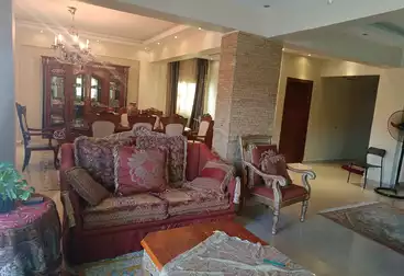 Furnished Apartment For sale - 3 rooms - floor 1