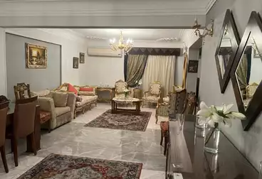 شقق للبيع - 3 غرف - بالدور 8