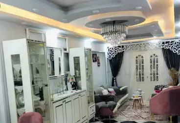 Apartments For sale - 2 rooms - floor 4