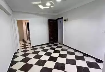 Apartments For sale - 2 rooms - floor 1
