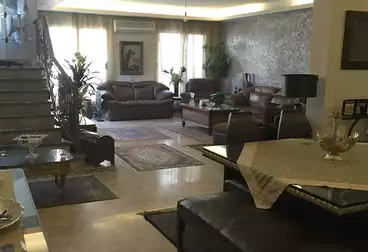 Furnished Apartment For rent - 3 rooms - floor 0