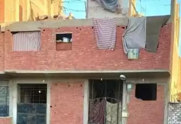 House / Home For sale - 4 rooms