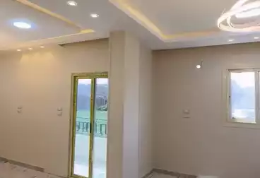 House / Home For sale - 4 rooms