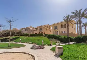 Separate Villa For sale - 6 rooms