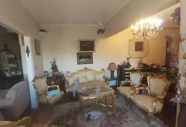Apartments For sale - 2 rooms - floor 7