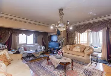 Apartments For sale - 4 rooms - floor 7