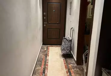 Apartments For sale - 3 rooms - floor 1