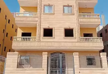Apartments For sale - 3 rooms - floor 1