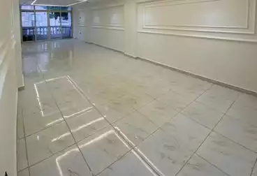 Apartments For sale - 3 rooms - floor 1