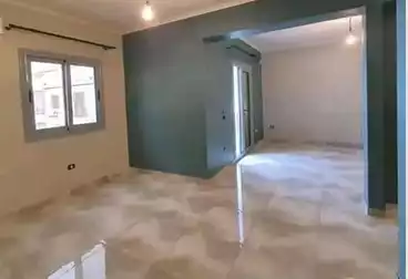 Apartments For sale - 3 rooms - floor 145