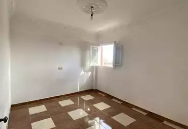 Apartments For sale - 3 rooms - floor 11