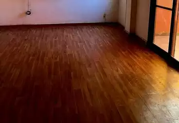 Apartments For sale - 2 rooms - floor 5