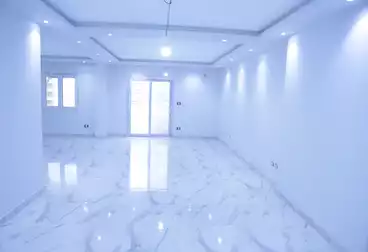 Apartments For sale - 3 rooms - floor 7