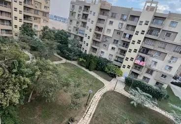 Apartments For sale - 3 rooms - floor 4