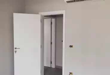 Apartments For sale - 3 rooms - floor 2