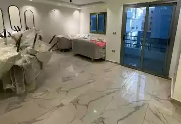 Apartments For sale - 3 rooms - floor 2