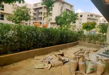 Apartment with Garden For sale - 2 rooms - floor 0